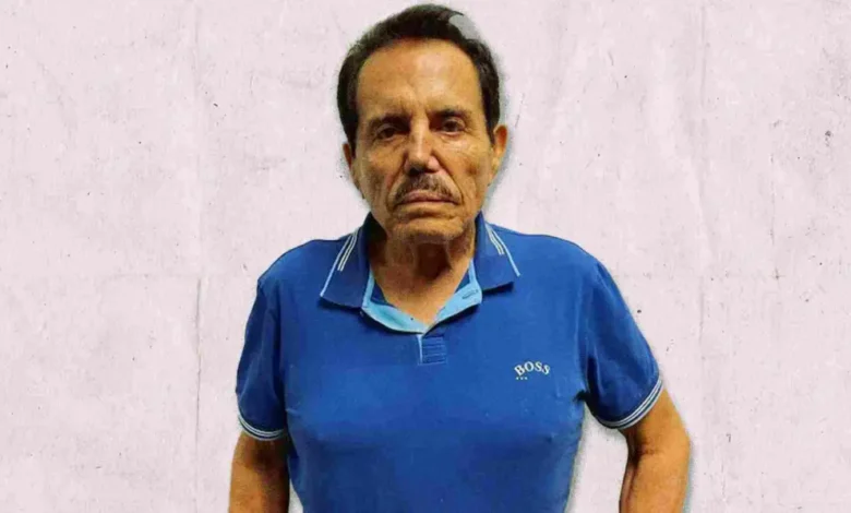 Capos, confusiones, elecciones y condecoraciones
